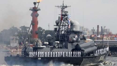 Εως 100 ρωσικά πολεμικά  πλοία μόνιμα στους ωκεανούς του κόσμου