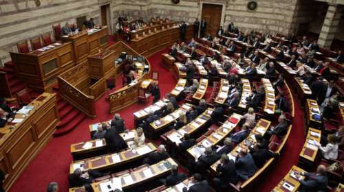 Πρόταση μομφής: Αντίστροφη μέτρηση για τη μάχη κορυφής [Live]