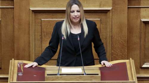 Γεννηματά: &quot;Δεν υπάρχουν αυταπάτες, ο Τσίπρας τους βάφτισε Μακεδόνες&quot;