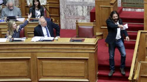 Προθεσμία να απολογηθεί πήρε ο Κωνσταντίνος Μπαρμπαρούσης