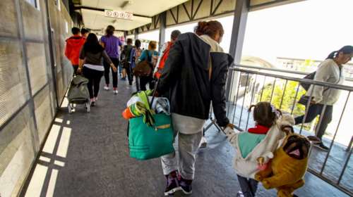 Το κλάμα των παιδιών που χωρίζονται από τους γονείς τους στα σύνορα των ΗΠΑ