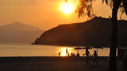 Θερινό ηλιοστάσιο: Το καλοκαίρι ξεκινά τη Δευτέρα με τη μεγαλύτερη ημέρα του 2021