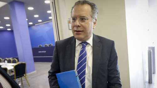 Εξηγήσεις και για το αλβανικό ζητεί η ΝΔ από την κυβέρνηση