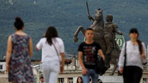 DW: Ο αντίκτυπος της συμφωνίας στα Σκόπια-Ο μακρύς δρόμος για την επίλυση