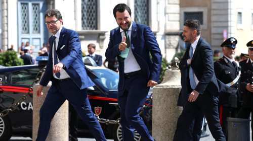 Το 70% των Ιταλών στηρίζει την πολιτική Σαλβίνι στο μεταναστευτικό