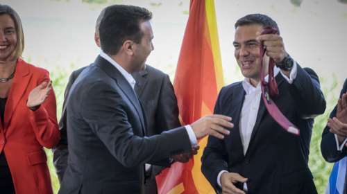 Τελικά θα βάλει η όχι γραβάτα ο Τσιπρας;