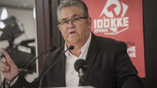 Koυτσούμπας: Γελοία σόου Τσίπρα-Καμμένου