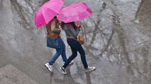 Προβλήματα από την κακοκαιρία στη Λάρισα