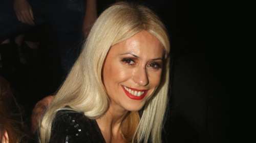 Η Μπακοδήμου τολμά και φωτογραφίζεται έτσι... Θα συζητηθεί