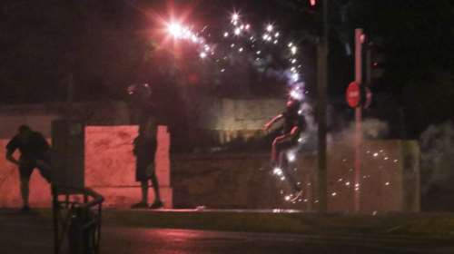 Στον εισαγγελέα οι συλληφθέντες για τα επεισόδια στο Σύνταγμα