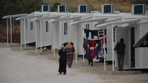 Βίτσας: Στόχος μέχρι τον Σεπτέμβριο να μειωθούν στους 10.000 οι πρόσφυγες