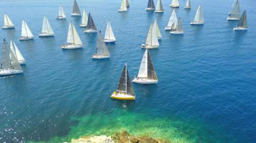 Σε εξέλιξη ο ιστιοπλοϊκός αγώνας ΚΥΚΛΑΔΕΣ 2018 &quot;Cyclades Regatta”
