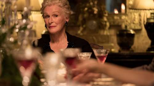 Δέκα ύποπτοι για φόνο στις σκοτεινές αίθουσες από τη μετρ Αγκάθα Κρίστι