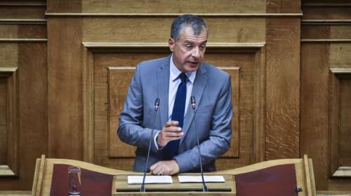 Θεοδωράκης: Δεν θα γίνουμε οι «Καμμένοι» του ΣΥΡΙΖΑ