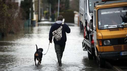 Γαλλία: Eνας νεκρός και σημαντικές ζημιές από ισχυρές καταιγίδες