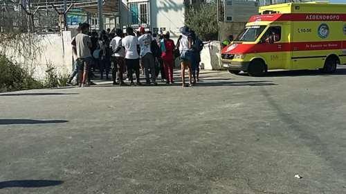 Δώδεκα τραυματίες σε επεισόδια αραβόφωνων &amp; Αφγανών στη Μόρια