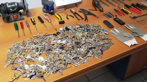 Γεωργιανοί άνοιγαν σπίτια στο Χαλάνδρι με 646 κλειδιά διαφόρων τύπων