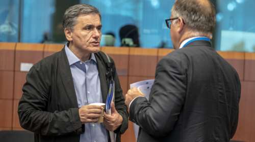 Από τα πανηγύρια στην... ψυχρολουσία για την αναστολή του ΦΠΑ