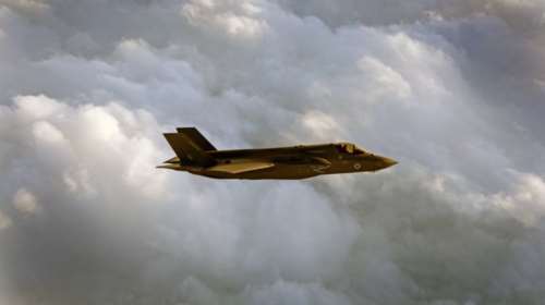 O Τραμπ ζητά άρση περιορισμών για την παράδοση  F-35 στην Τουρκία