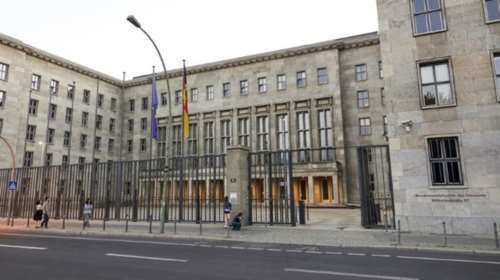 ND: Επίδειξη ισχύος του Βερολίνου το μπλοκάρισμα της τρίτης δόσης