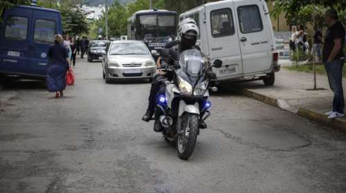 Ψάχνουν αλλοδαπό ο οποίος απέδρασε από την Ευελπίδων