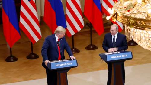 Le Monde: Kυρίαρχος ο Πούτιν στη συνάντηση του Ελσίνκι