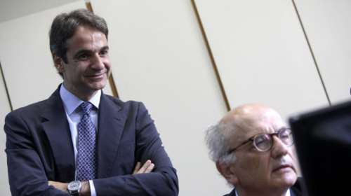 Το αναπάντεχο νέο look του Κυριάκου Μητσοτάκη - Φωτογραφίες