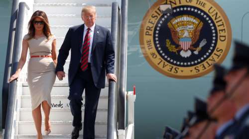 Έχει η Μελάνια σωσία; Οι θεωρίες συνωμοσίας καλά κρατούν