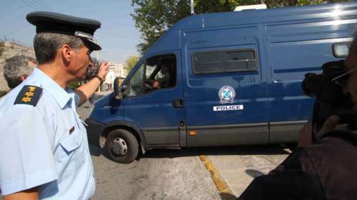 Πώς αποπροσανατόλιζε σπείρα που διέπραττε ένοπλες ληστείες - Η δομή τους