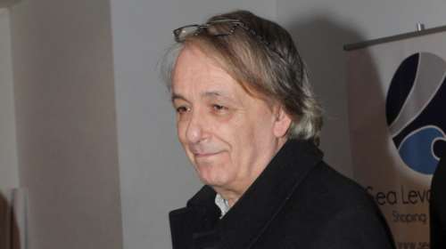 Η φίλη του Ανδρέα Μικρούτσικου δηλώνει:"Θα τον ψάξω, γιατί τον αγαπώ"