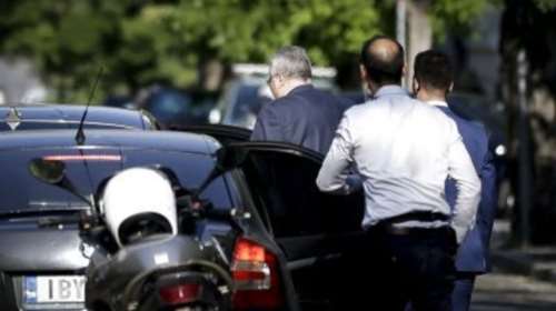 Εκτάκτως στον Τσίπρα ο Κοτζιάς μετά την ακύρωση της επίσκεψης Λαβρόφ