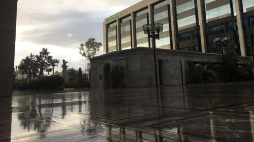 Ξαφνική μπόρα στην Αθήνα