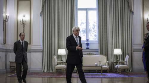 Ματαιώνεται η δεξίωση για την αποκατάσταση της Δημοκρατίας