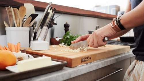 Τα 30 μυστικά της κουζίνας για να γίνεις ο σεφ του σπιτιού