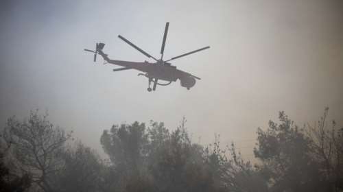 Σε ύφεση οι πυρκαγιές στα μέτωπα της Κινέτας και της Καλλιτεχνούπολης
