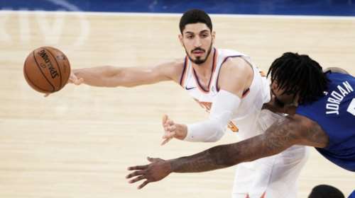 Τούρκος μπασκετμπολίστας του NBA μαζεύει χρήματα για τους πληγέντες!