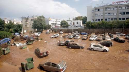 «Πόλεμος» Δούρου - Πατούλη για τις πλημμύρες στο Μαρούσι