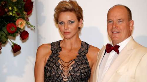 Το εκπληκτικό γοργονέ φόρεμα της πριγκίπισσας Σαρλίν του Μονακό [Εικόνες]