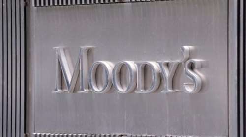 Η Moody’s αναβάθμισε το outlook για το ελληνικό τραπεζικό σύστημα σε θετικό