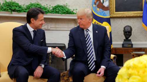 Ο Ντόναλντ Τραμπ εξήρε τη μεταναστευτική πολιτική της Ιταλίας