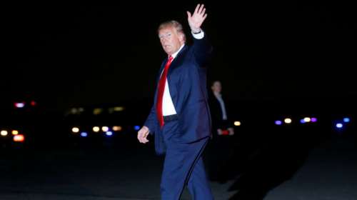 Τραμπ: «Πιο αποτελεσματικοί από όσο θα περίμενε κανείς οι δασμοί»