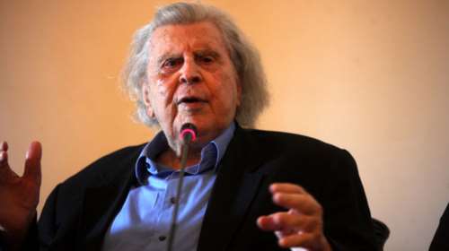 Στο νοσοκομείο ο Μίκης - Υπέστη σοβαρό καρδιακό επεισόδιο