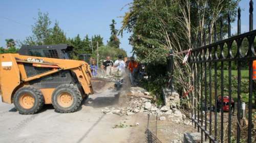 Ξεκινάει η κυβερνητική επιχείρηση «μπουλντόζα στα αυθαίρετα»