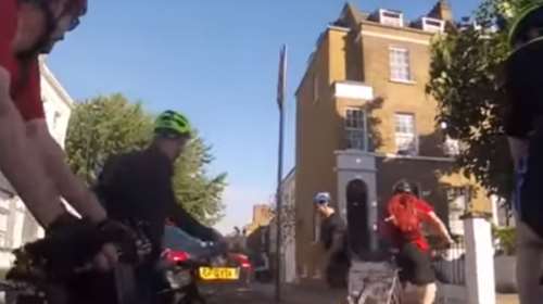 Οδηγός απειλεί να παρασύρει ποδηλάτες στο Λονδίνο -βίντεο