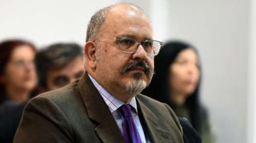 Αδειάζει Πολάκη ο Ξυδάκης για τα περί «θολώματος της εικόνας λόγω νεκρών»