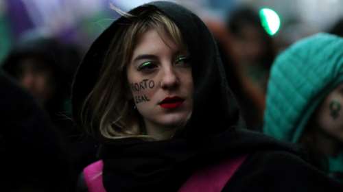 Η Γερουσία της Αργεντινής δεν αποποινικοποίησε τις αμβλώσεις