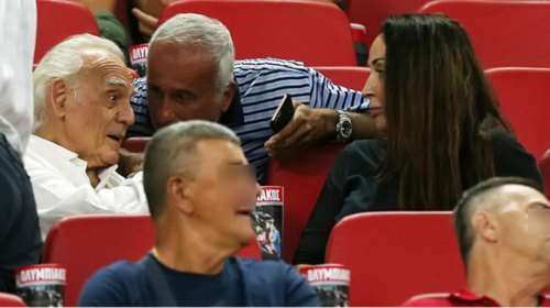 Ο Τσοχατζόπουλος στο γήπεδο για τον Ολυμπιακό με τη Σταμάτη (φωτό)