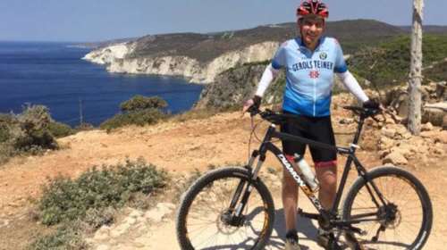 &quot;Μαγεμένος&quot; ο Αμερικανός πρέσβης - Φωτό από την Πίνδο στα 1.650 μέτρα