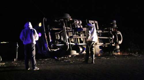 Ένας νεκρός σε ανατροπή φορτηγού στον κόμβο Ασσήρου