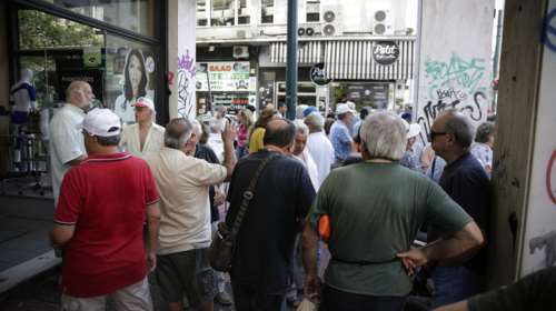 Guardian: Τα δύσκολα δεν τελειώνουν στις 20 Αυγούστου